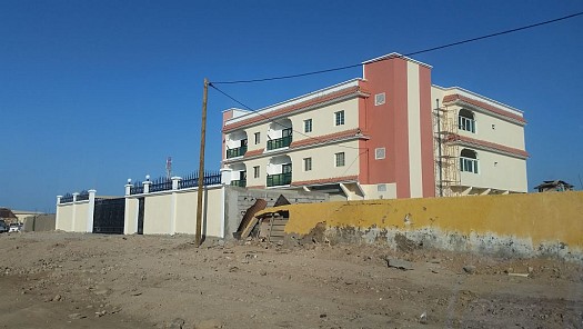 Appartements non meublés type F4 et f3 près de Farahat