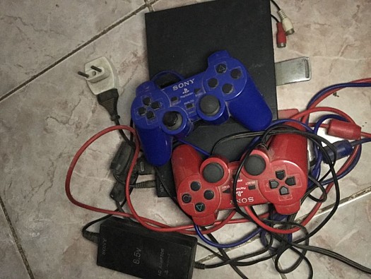 Ps2+ manettes