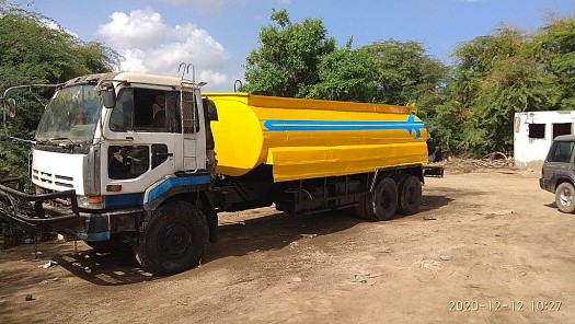 Camion citerne 20m3