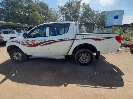 Mitsubishi L200