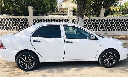 voiture toyota corolla