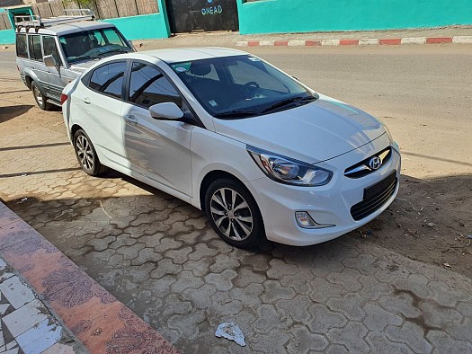 Hyundai accent toute option