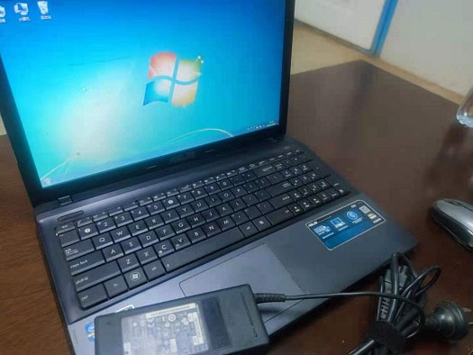 ordinateur portable Asus X55V