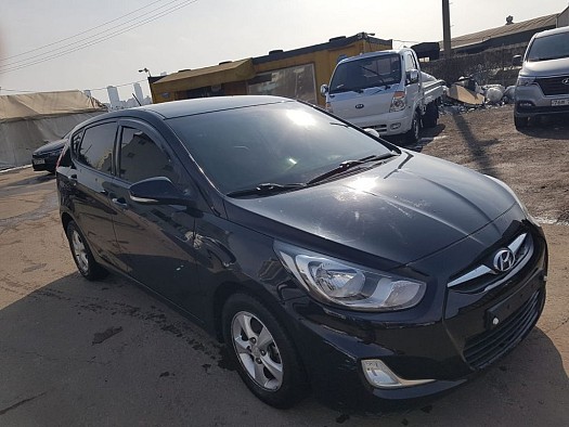 HYUNDAI ACCENT 2014