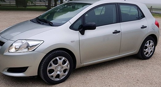 Voiture toyota auris