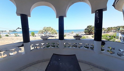 À louer appartement meublé pleine brise de mer Siesta