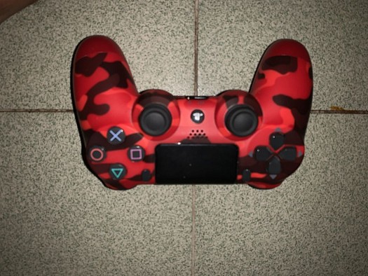 Manette ps4 tout Neuf