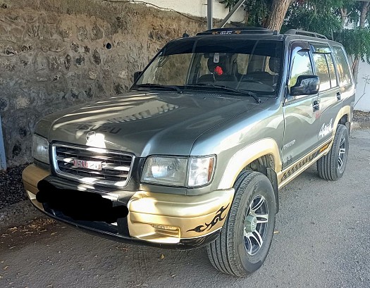 4x4 ISUZU TROOPER