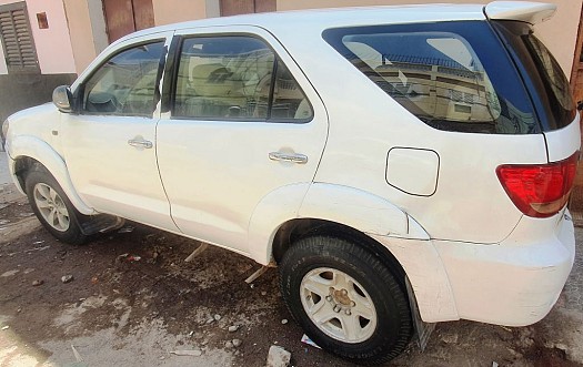 TOYOTA FORTUNER BON ETAT