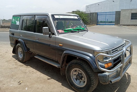 Toyota land cruiser lj78 prado sx robuste