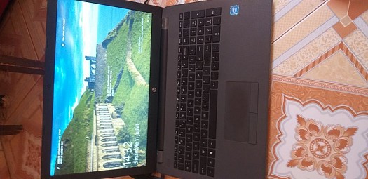 Laptop HP 1 tera octet