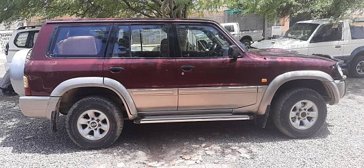 for sale NISSAN PATROL 3.0 Di Turbo Diesel Y61