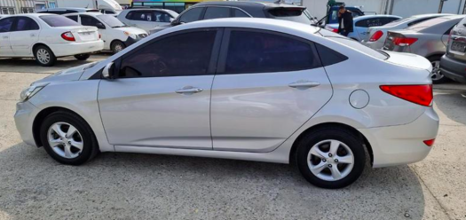 Location voiture Hyundai accent neuve