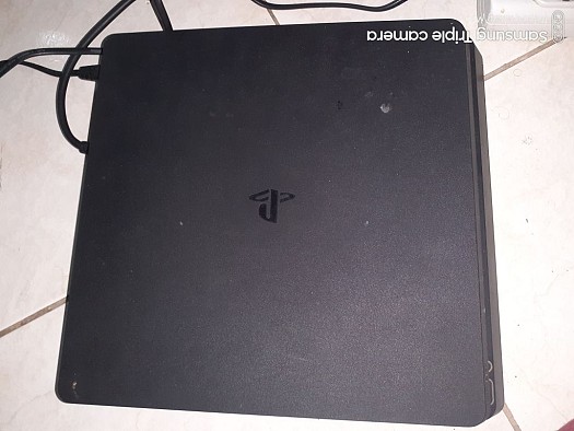 Ps4 slim 250 giga