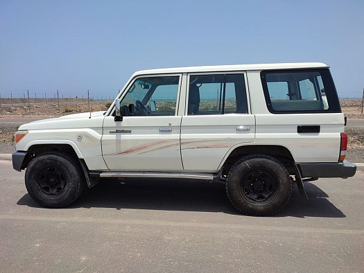 Toyota Hard-top Land Cruiser