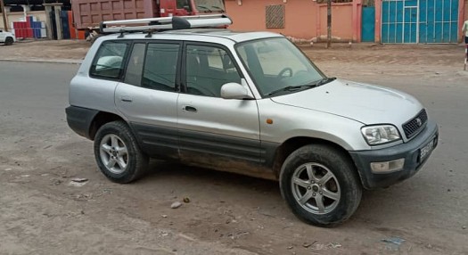 Voiture RAV4