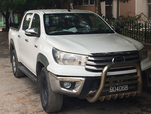 Toyota hilux double cab