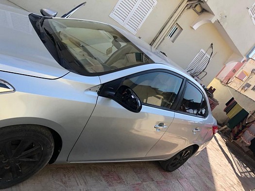 Yaris, Toyota model 2018 petrol boîte automatique