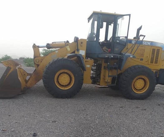 À louer engin JCB LW300FN