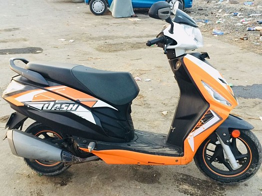 Moto Scooter Hero Dash 110cc