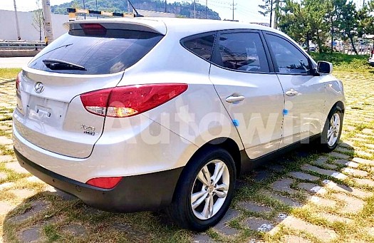 Hyundai TUCSON X20 2013