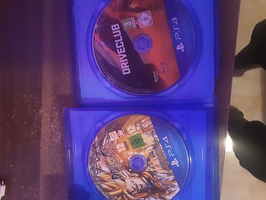 Dragon ball z fighter et drive clubs et un autre cd