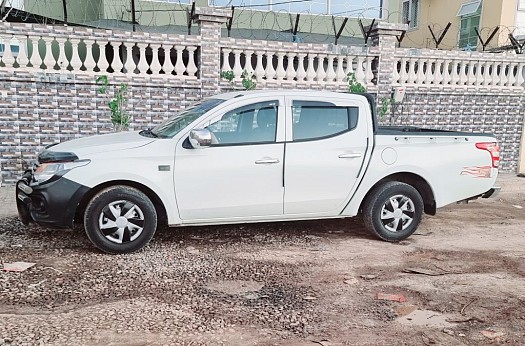 Voiture Fiat ram 2017