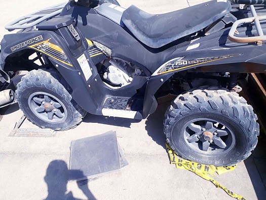 2013 quad kawazaki brute force 750 4*4i moteur v-twin double cylindre