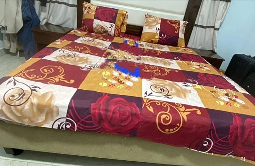 Draps avec rideaux