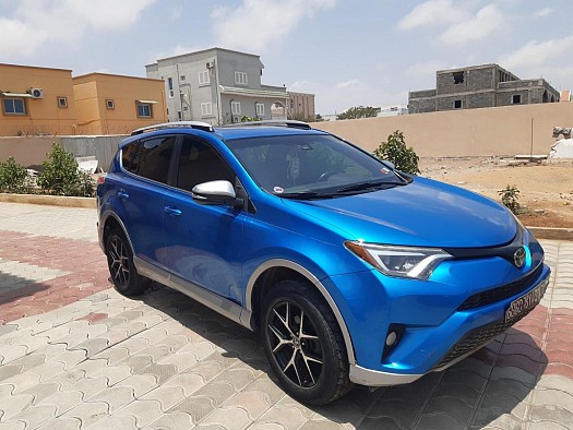 Voiture Rav4