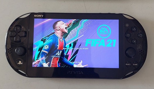 Ps vita slim + Fifa 21 | Occasion | très bonne état