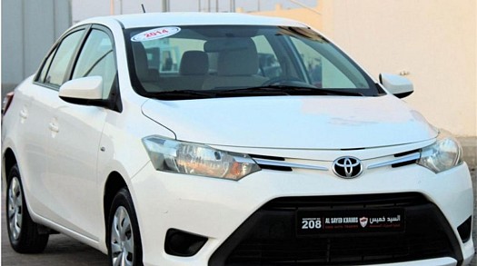 TOYOTA Yaris toute option