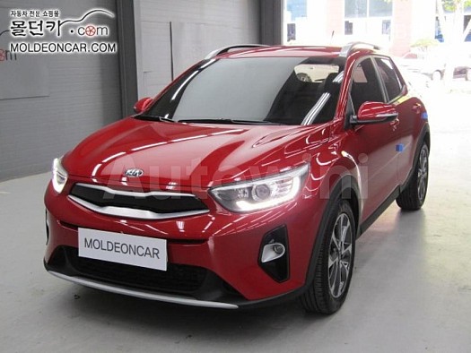 KIA STONIC 2018 2WD PRESTIGE