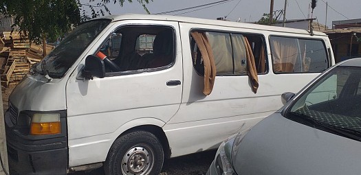 Mini bus Toyota Hiace