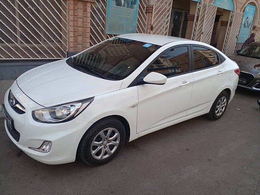Hyundai Accent chassis long