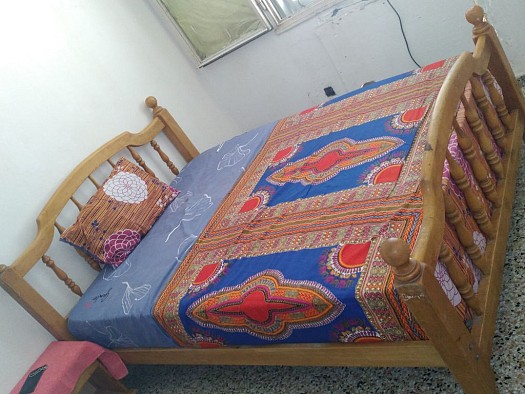 Chambre complète un lit avec matelas bon état