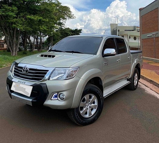 Toyota Hilux 2014