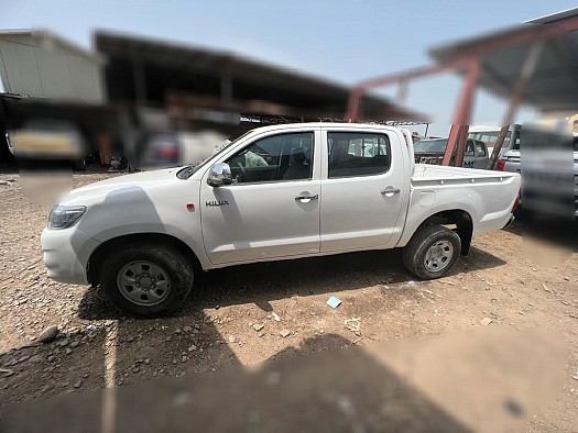 Voiture Toyota Hilux Pick-up