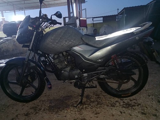 Moto Hero 150 avec Carte Grise