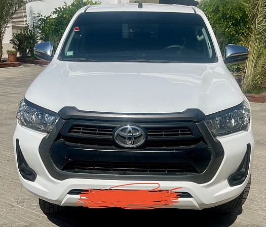 Voiture Toyota Hilux 2021