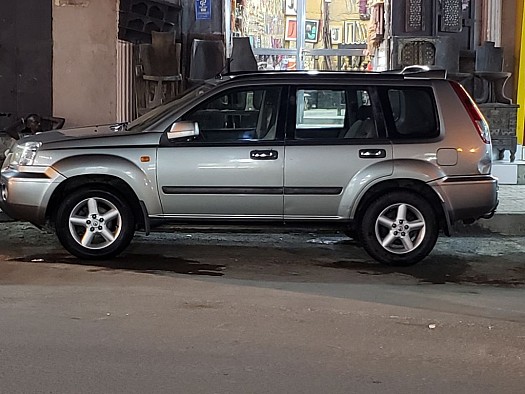Voiture Nissan