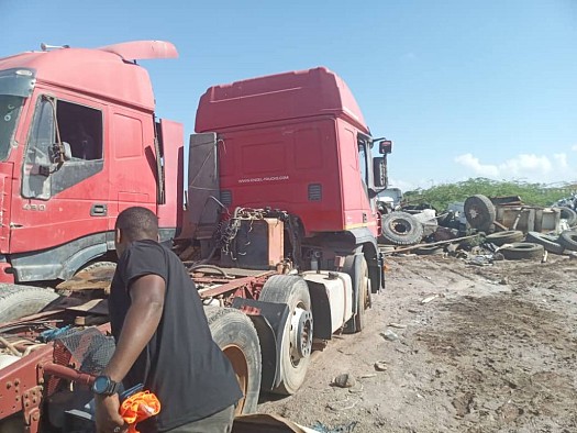 Camion iveco tracteur