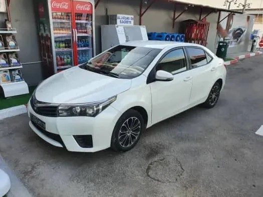 Voiture Toyota Corolla