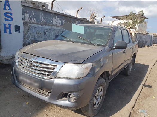 VOITURE TOYOTA HILUX