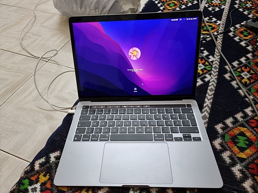 Macbook PRO 2022