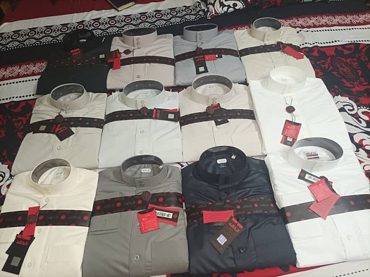 Qamis (Jalabiya Homme ) de qualité de Marque Saoudienne Daffa