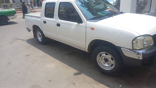 Voiture Pick-UP Nissan Navarra