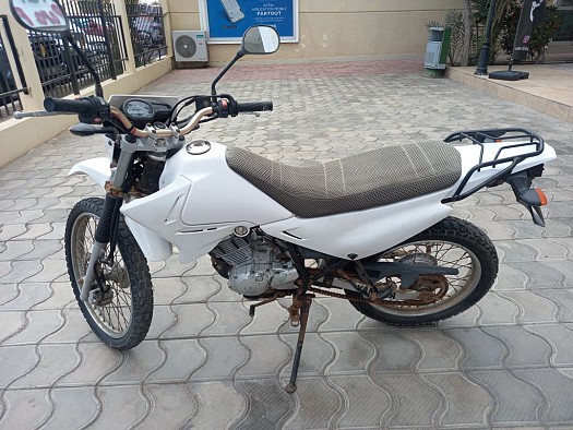 Moto Yamaha 125 cm³