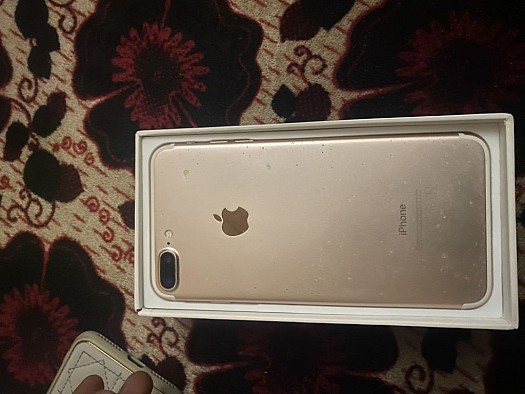 Téléphone IPhone 7 Plus