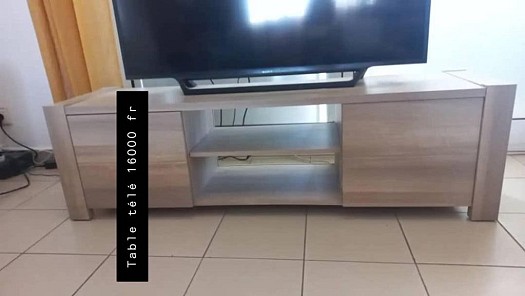 Meuble télévision en bois